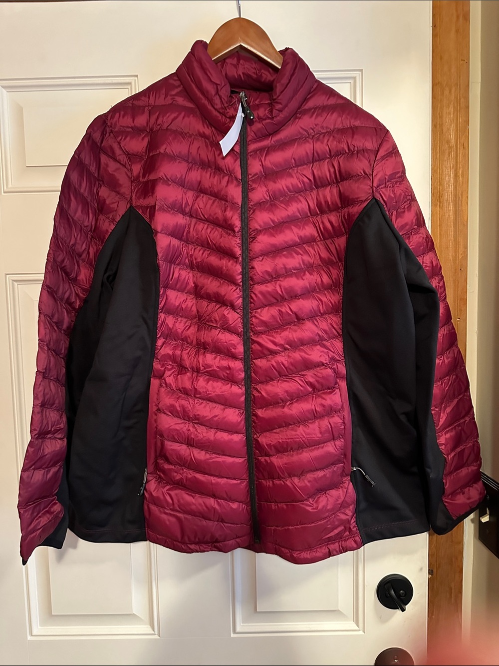 32 Degrees Maroon Quilted Puffer Jacket with Black Side Panels